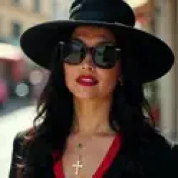 Eylsia - I Walk Alone